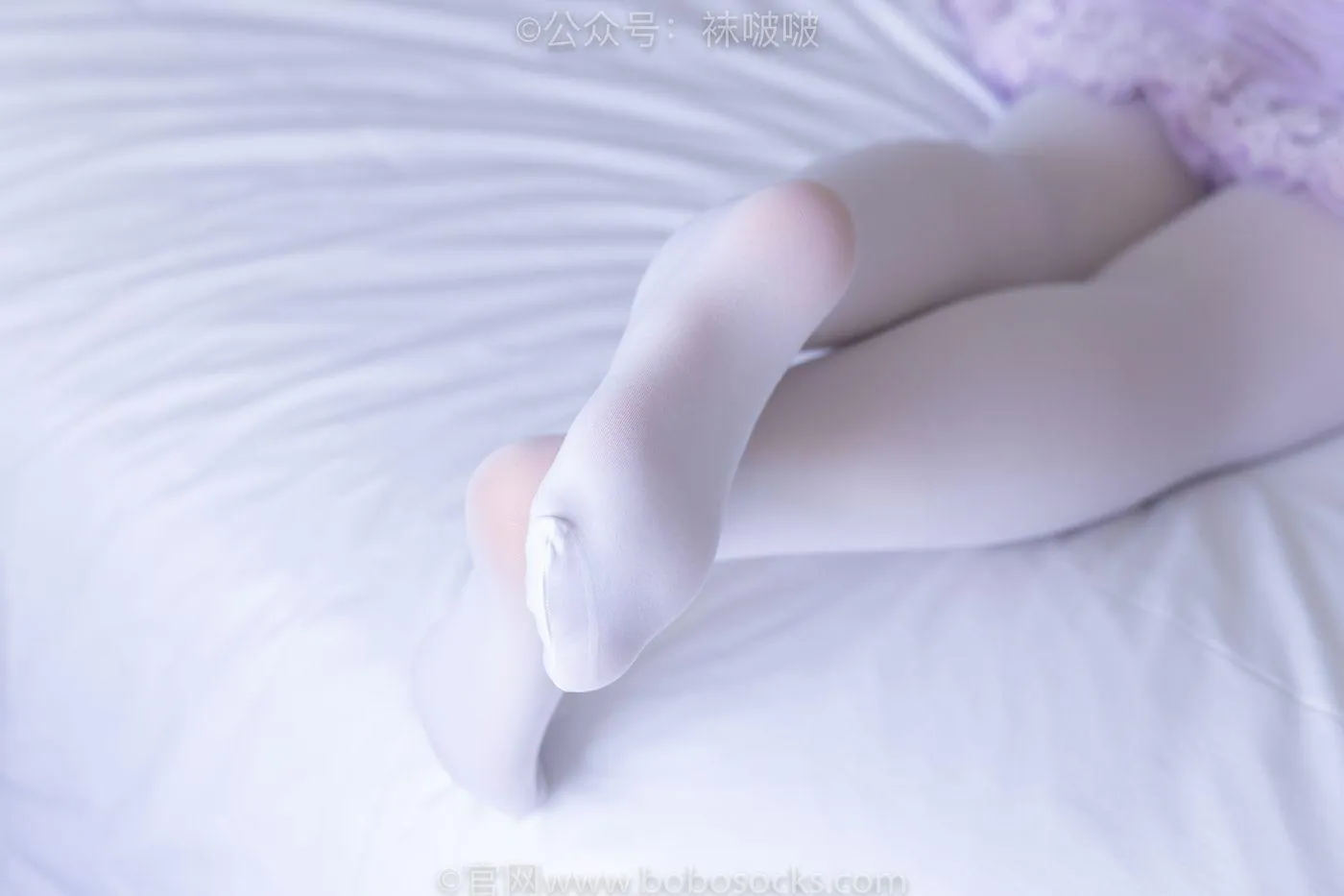 [BoBoSocks袜啵啵]NO.079 砂糖-皮鞋、厚白丝（花絮版） [140P]插图2